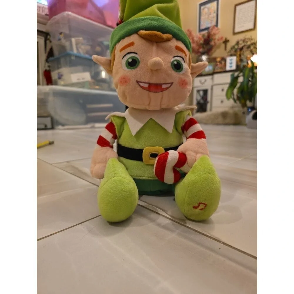 Cuddle Barn Merry Christmas Elf‎ Musical Animatronic Elf